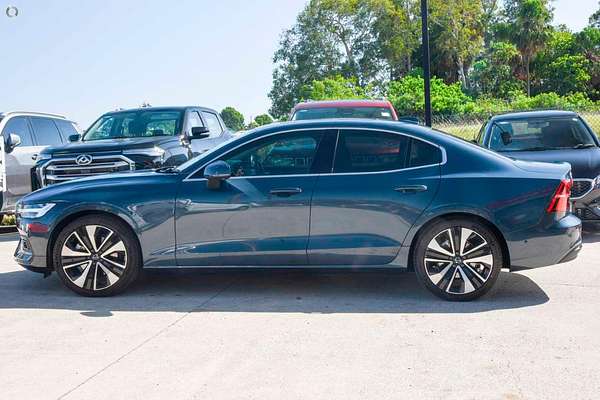 2024 Volvo S60 Ultra B5 Bright