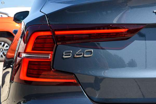 2024 Volvo S60 Ultra B5 Bright