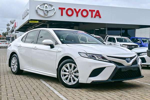 2020 Toyota Camry Ascent Sport AXVH70R