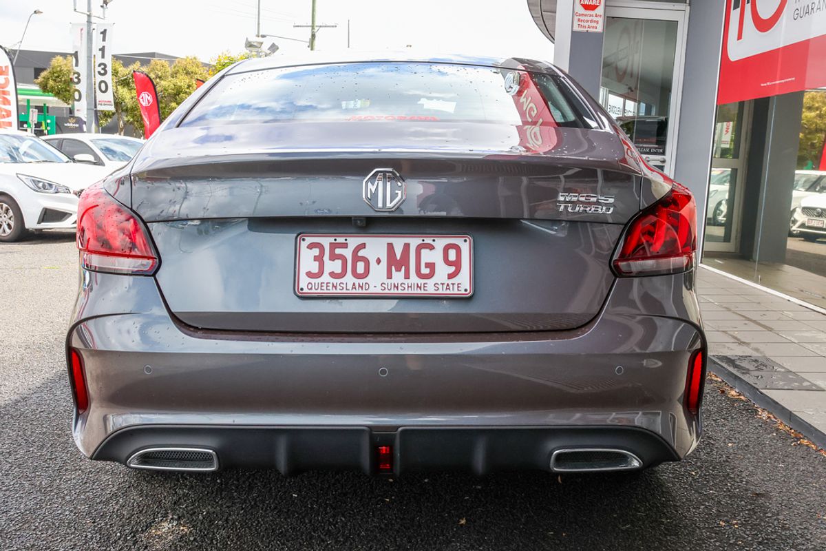 2024 MG MG5 Essence