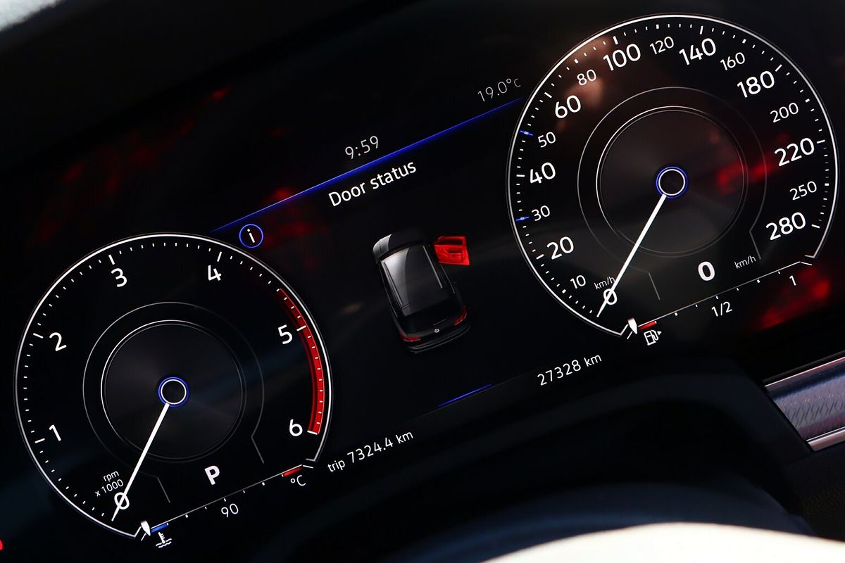 2020 Volkswagen Touareg 210TDI R-Line CR