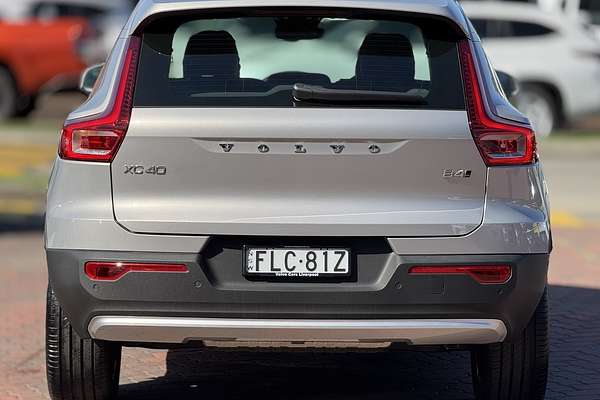 2023 Volvo XC40 Ultimate B4 Bright