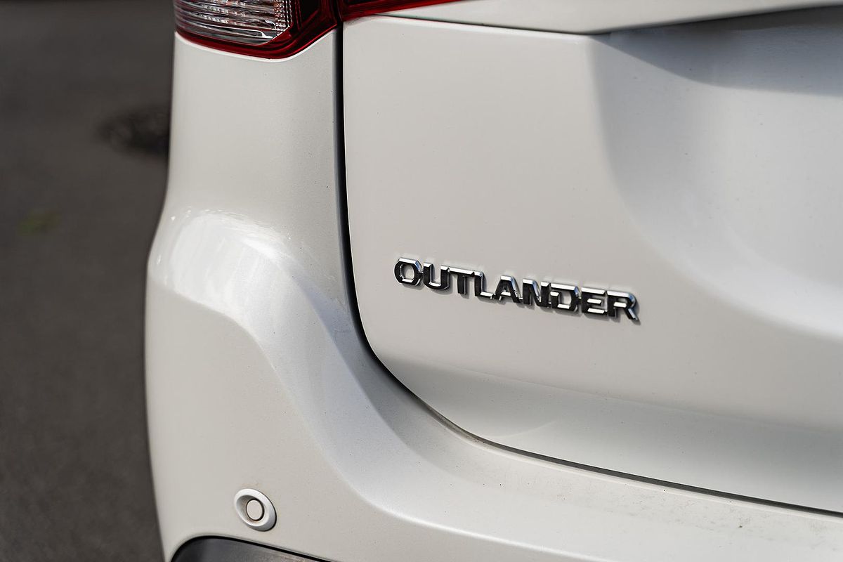 2018 Mitsubishi Outlander Exceed ZL