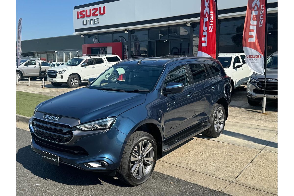 2024 Isuzu MU-X LS-T