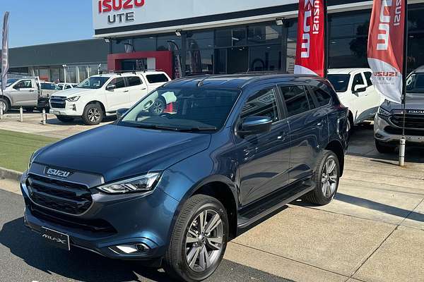 2024 Isuzu MU-X LS-T
