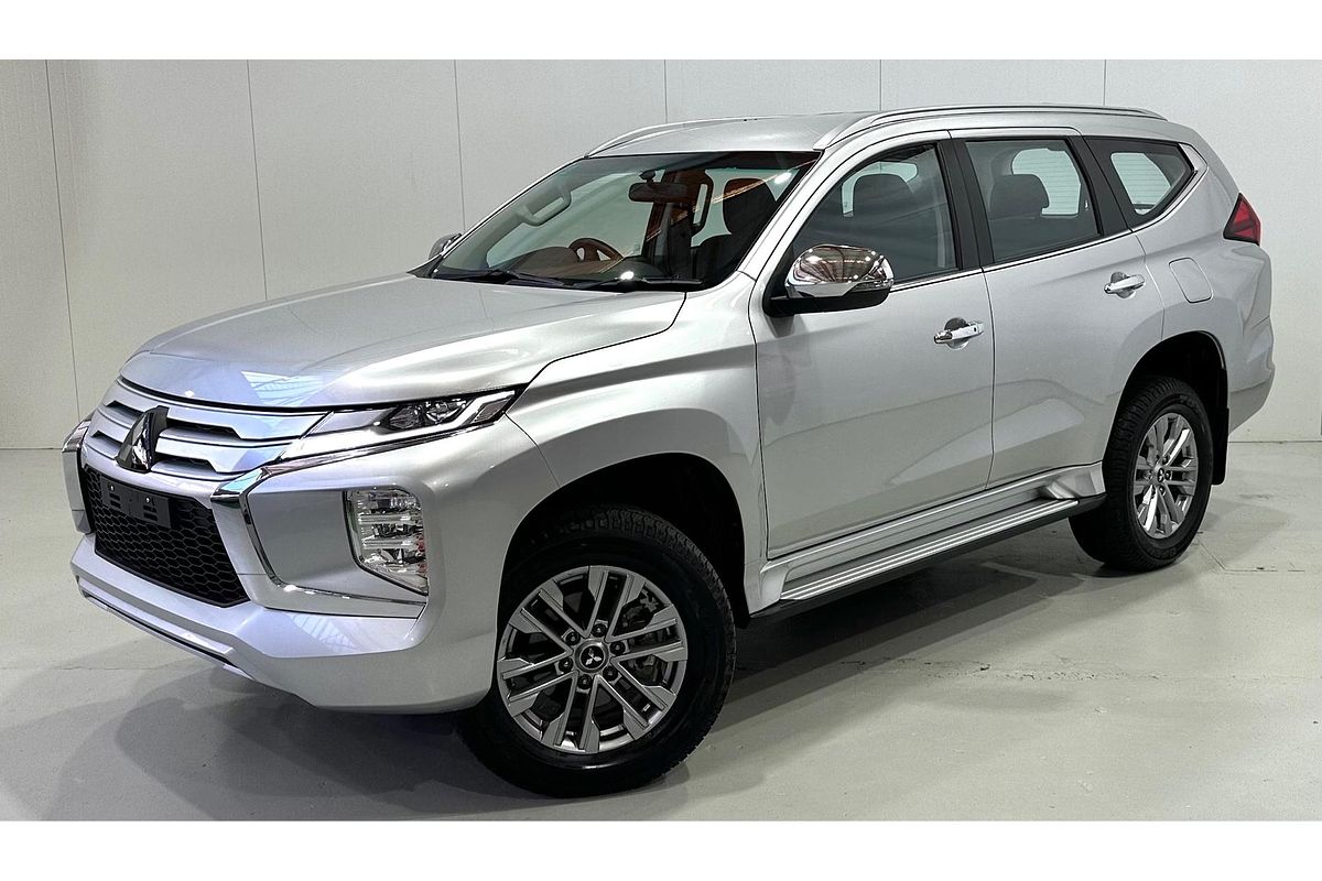 2022 Mitsubishi Pajero Sport GLX QF