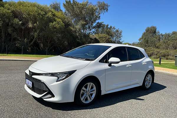 2019 Toyota Corolla Ascent Sport MZEA12R