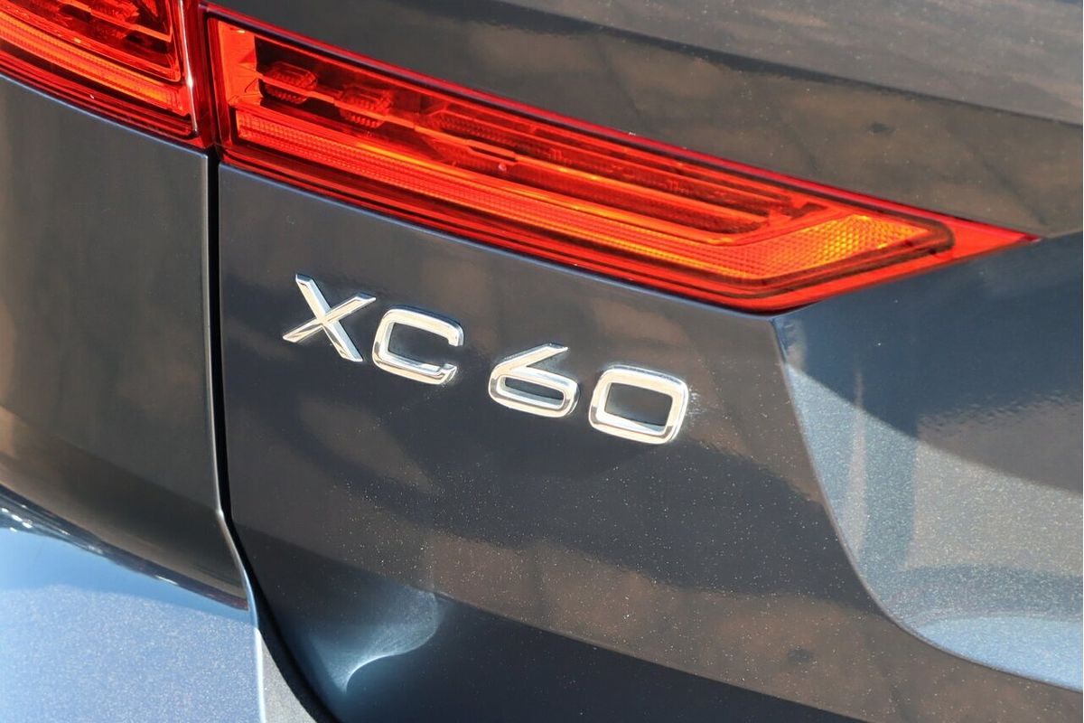 2019 Volvo XC60 D4 Momentum