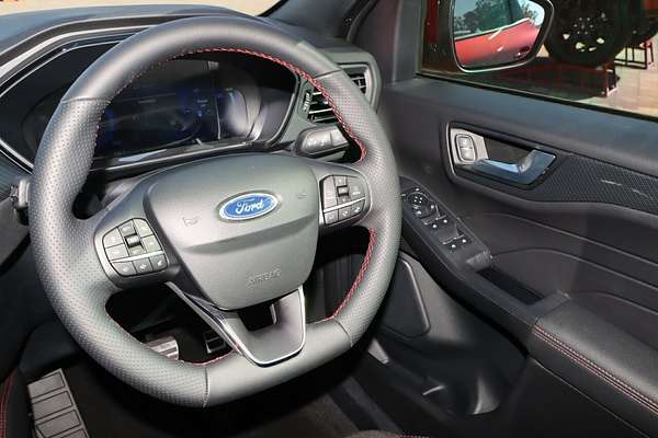 2022 Ford Escape ST-Line PHEV ZH