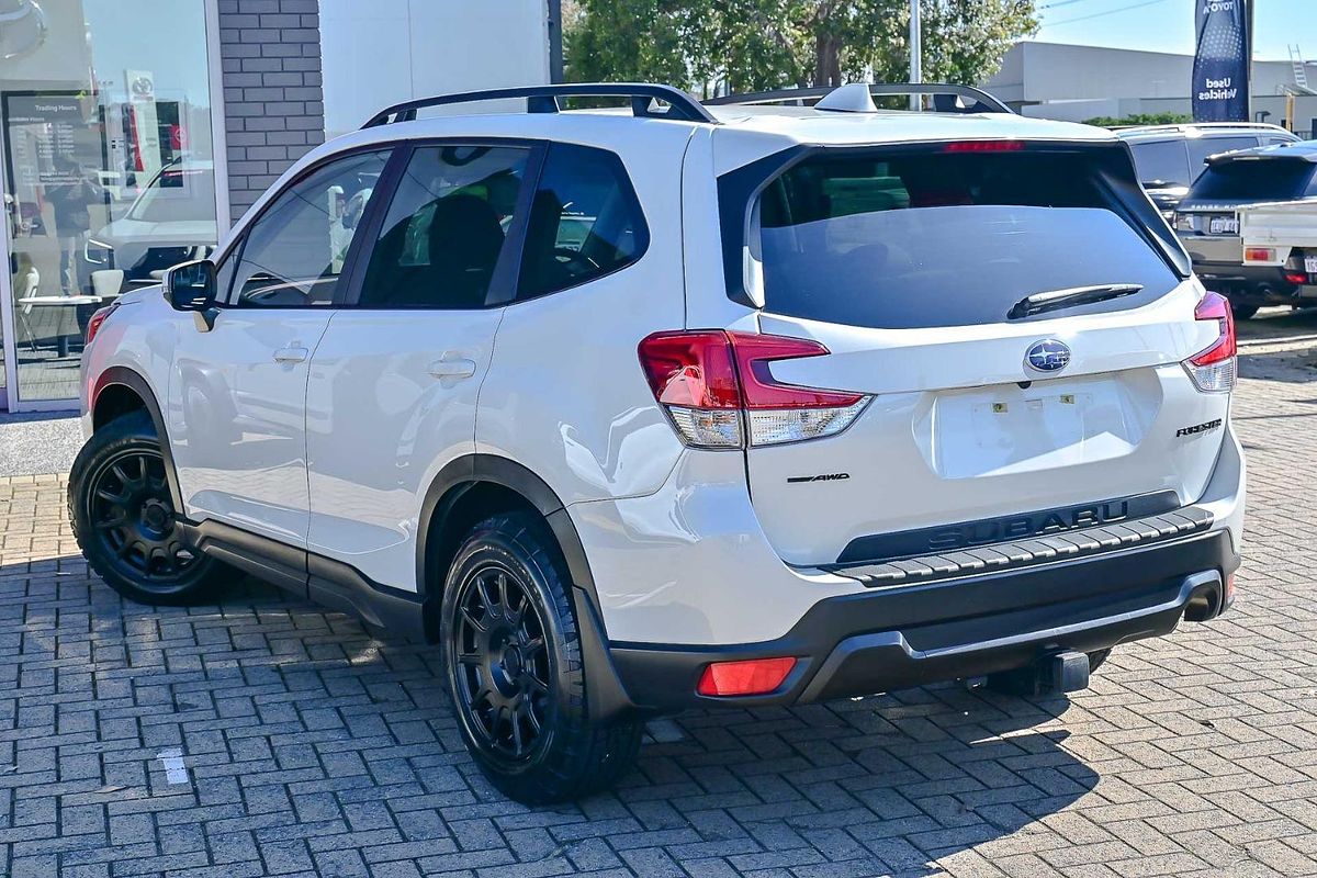 2021 Subaru Forester 2.5i S5