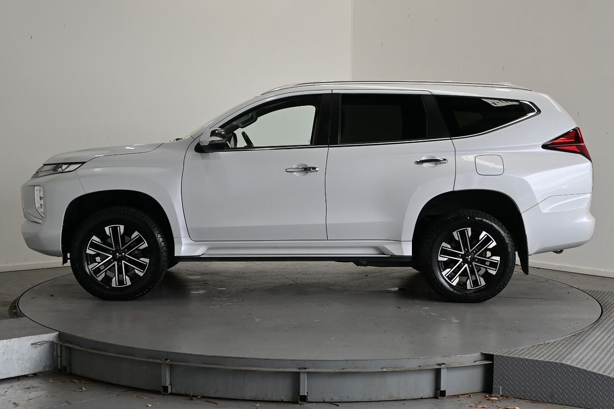 2022 Mitsubishi Pajero Sport GLS 4WD 7 SEATWAGON QF4X46