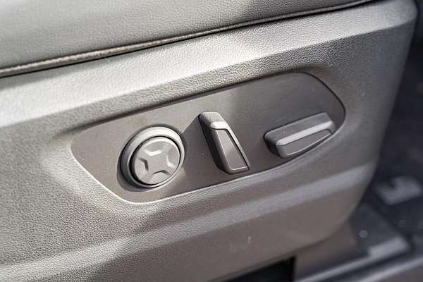 2024 Hyundai STARIA Highlander US4.V2