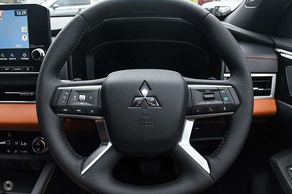 2024 Mitsubishi Outlander Exceed Tourer ZM