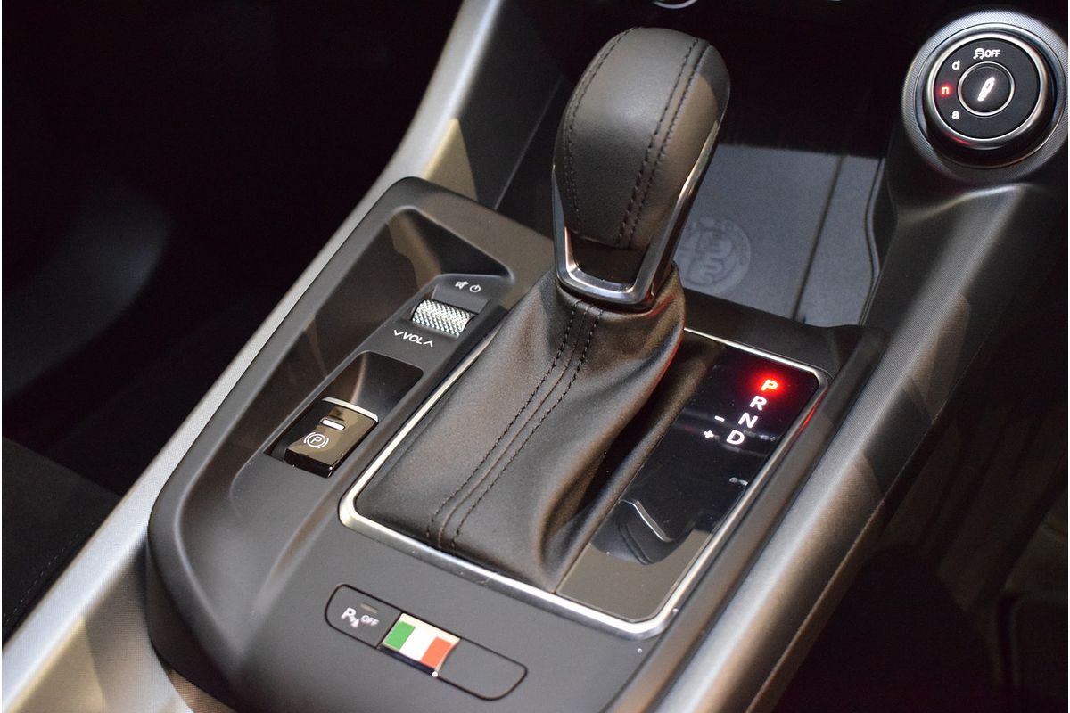 2022 Alfa Romeo Tonale Veloce