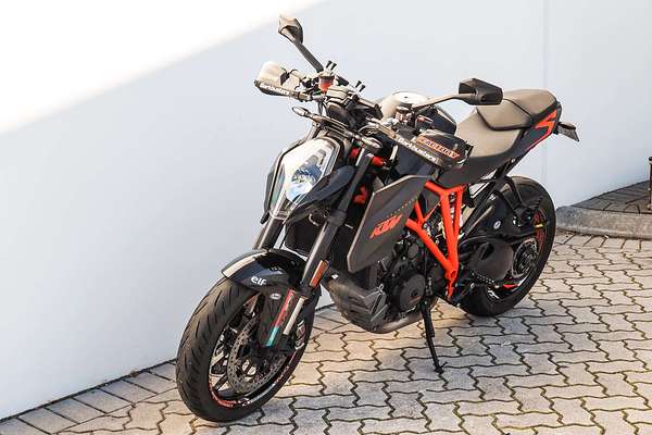 2015 KTM SUPER DUKE 1290R