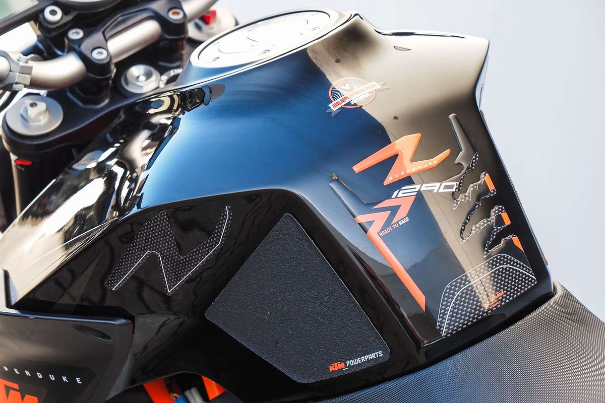 2015 KTM SUPER DUKE 1290R