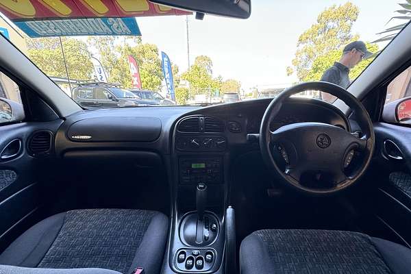 2002 Holden Commodore Acclaim VX II