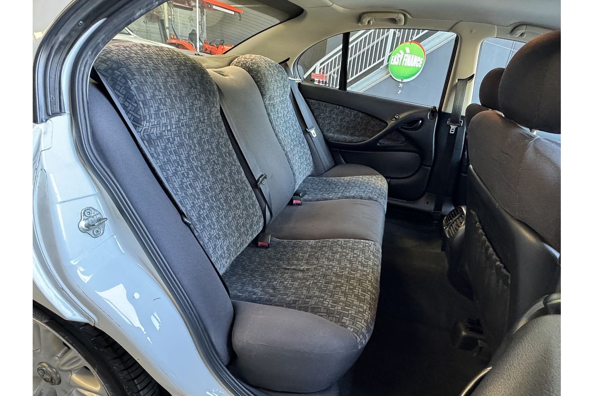 2002 Holden Commodore Acclaim VX II