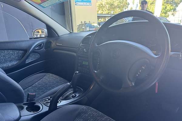 2002 Holden Commodore Acclaim VX II