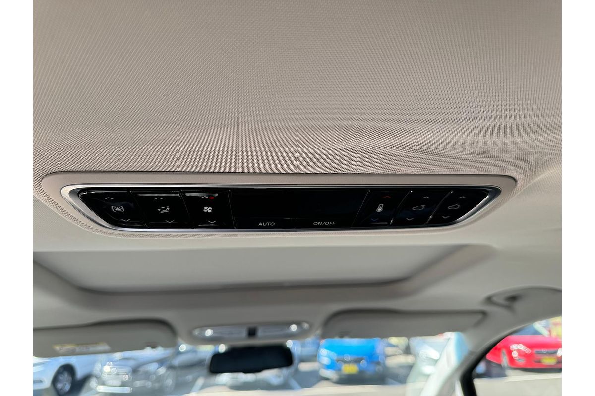 2023 LDV MIFA Luxe