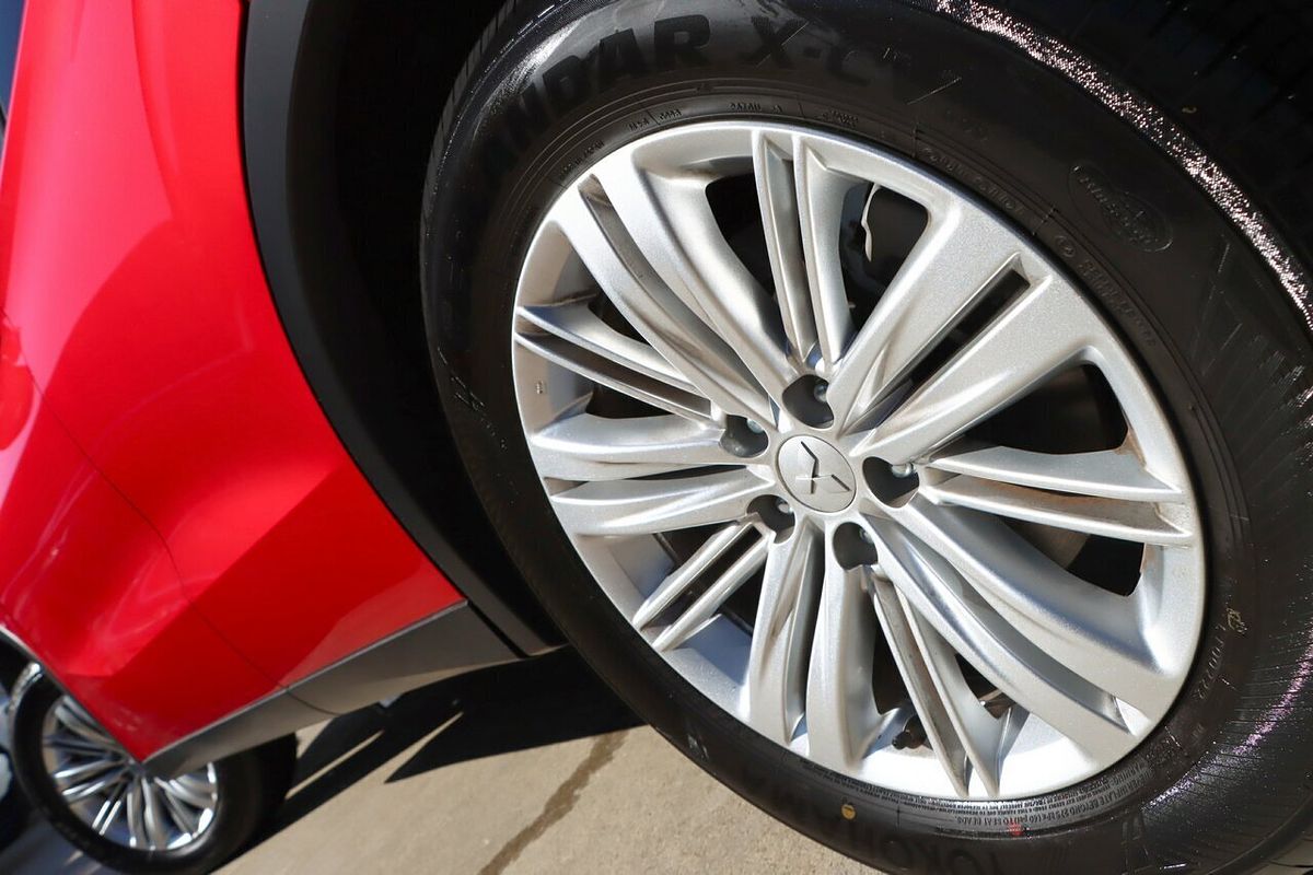 2024 Mitsubishi Outlander LS ZM