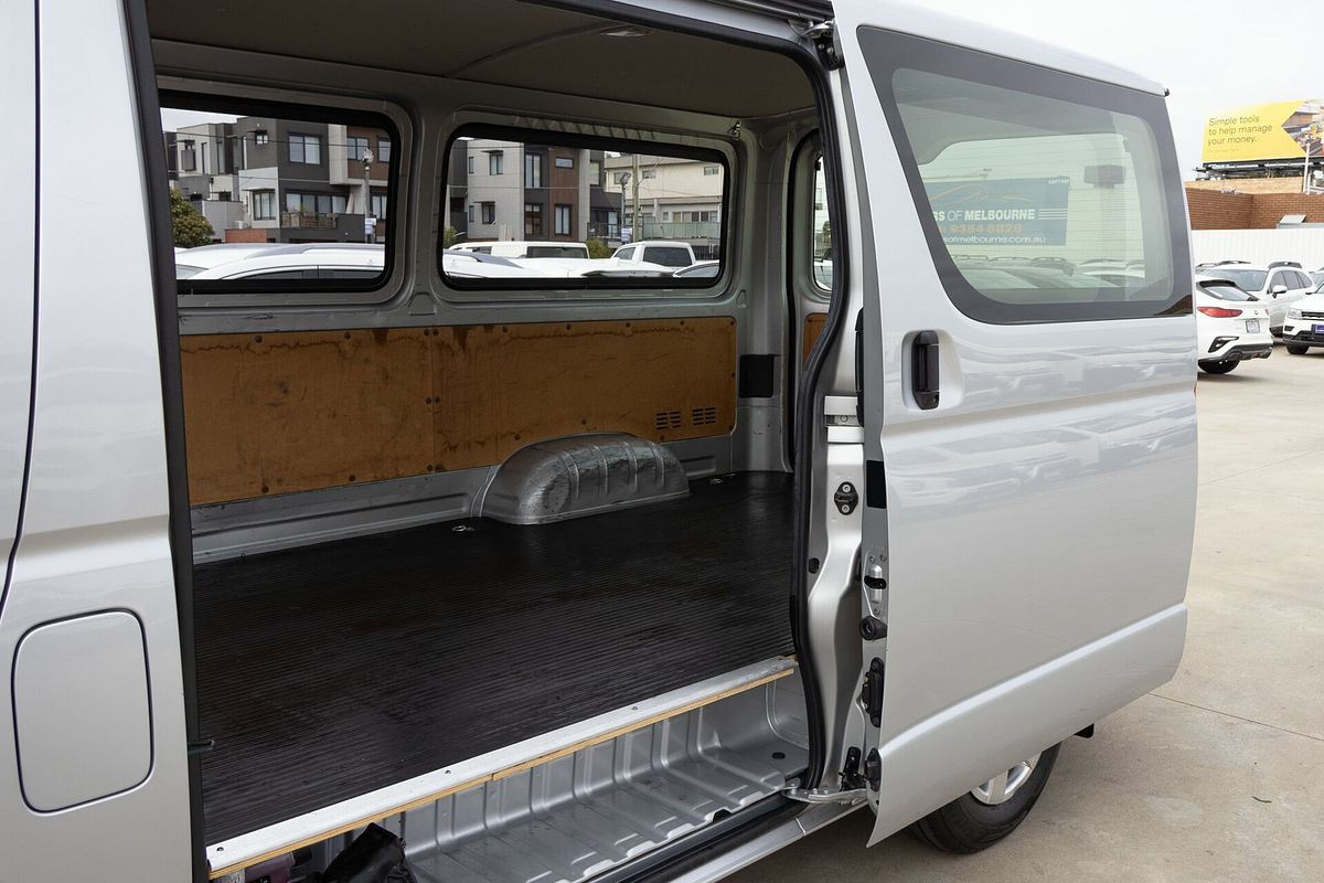 2018 Toyota HiAce LWB KDH201R