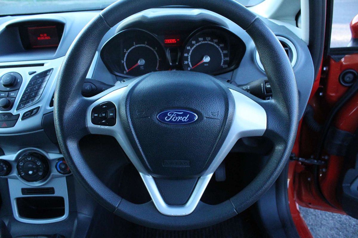 2012 Ford Fiesta CL WT