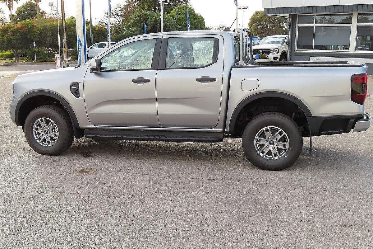 2024 Ford Ranger XLS 4X4