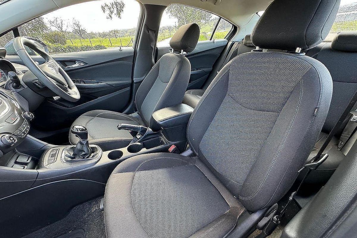 2017 Holden Astra LS BL