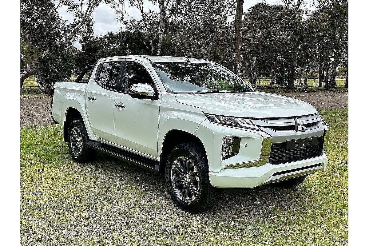 2023 Mitsubishi Triton GLS MR 4X4