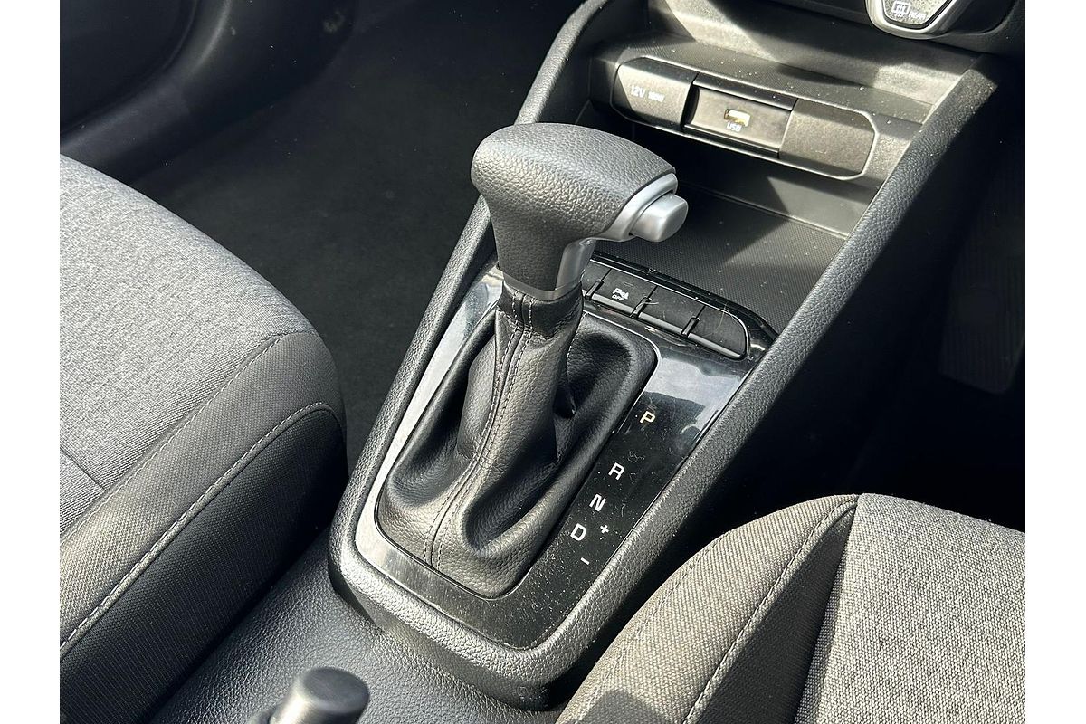 2023 Kia Stonic S YB