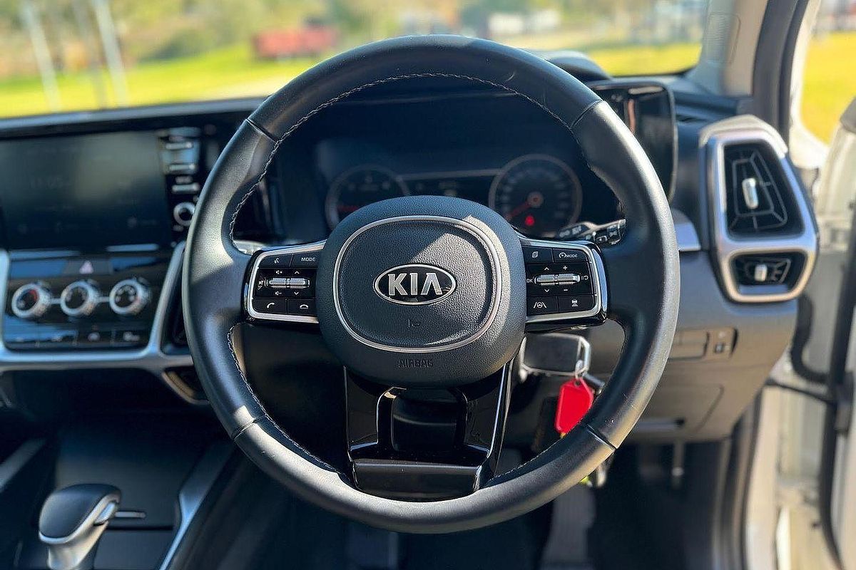 2021 Kia Sorento S MQ4