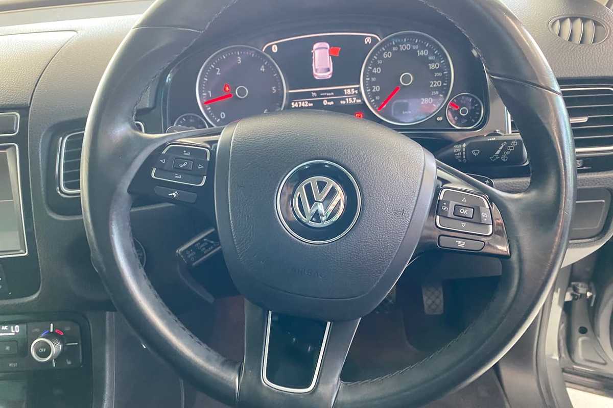 2016 Volkswagen TOUAREG 150TDI Element 7P