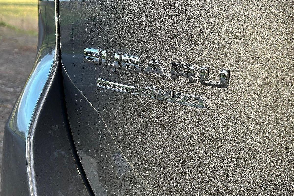 2024 Subaru Forester 2.5i Luxury Special Edition S5
