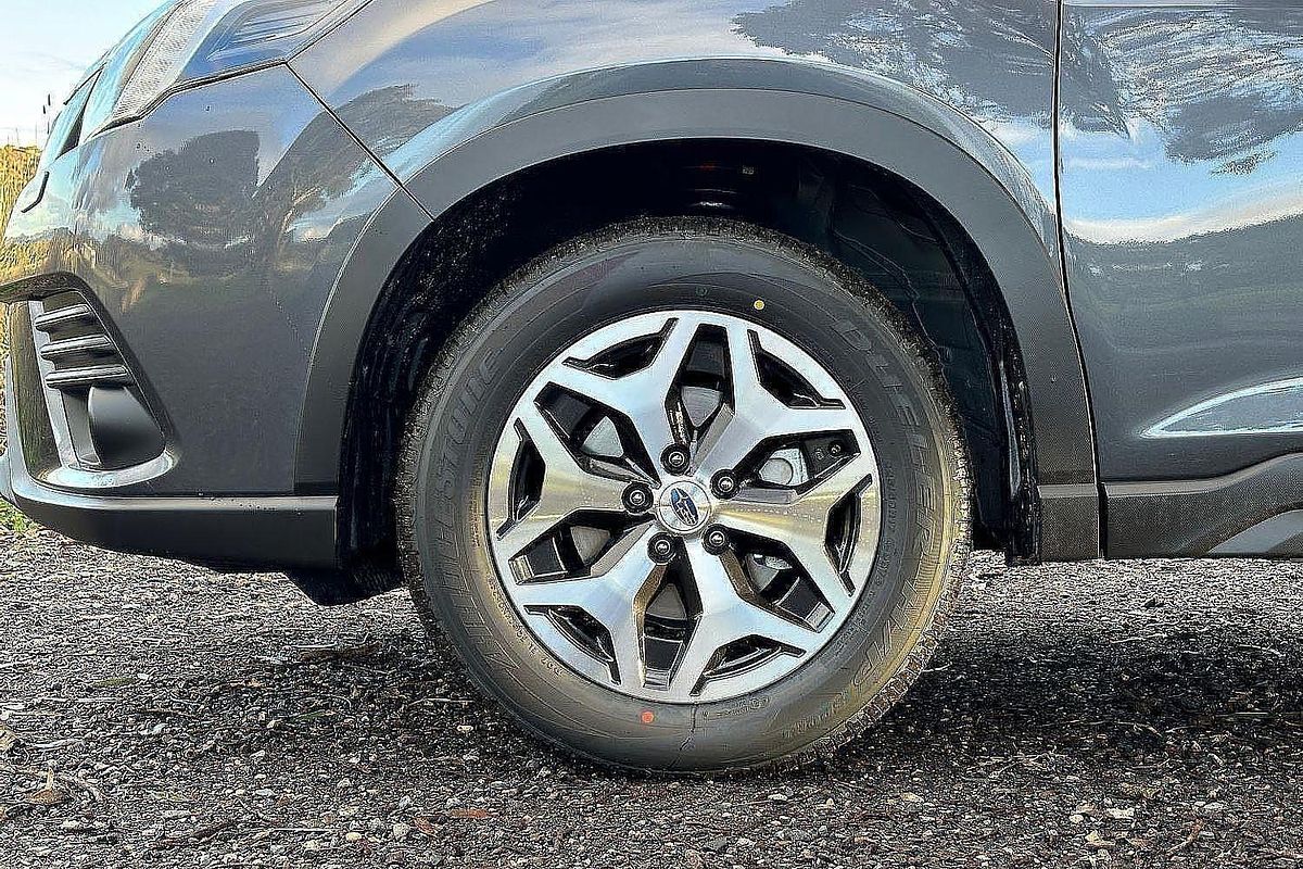2024 Subaru Forester 2.5i Luxury Special Edition S5