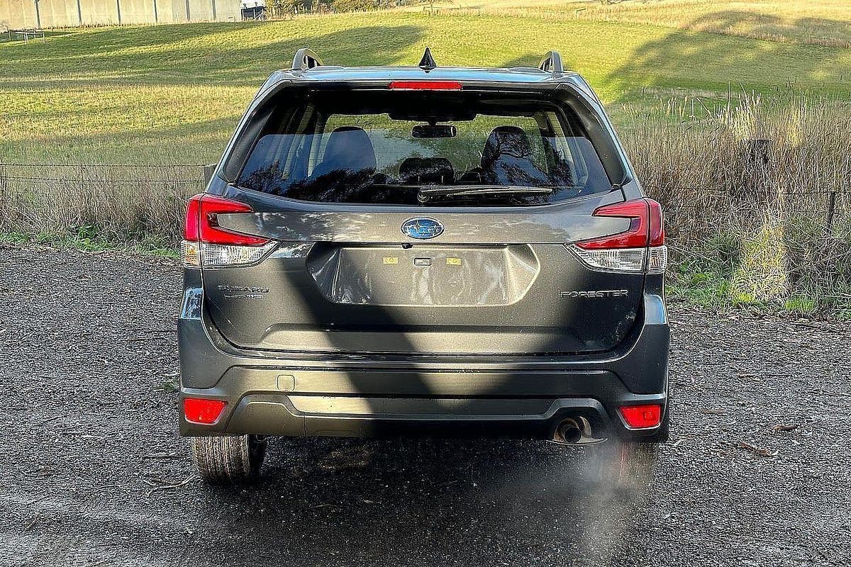 2024 Subaru Forester 2.5i Luxury Special Edition S5