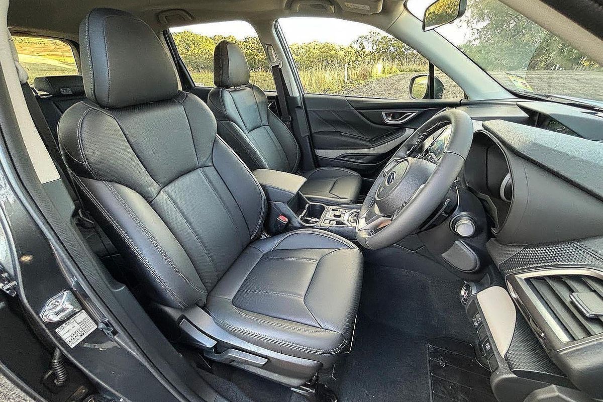 2024 Subaru Forester 2.5i Luxury Special Edition S5