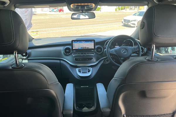 2022 Mercedes Benz V-Class V300 d AMG Avantgarde 447