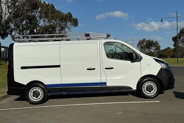 2022 Mitsubishi Express GLX+ SN LWB