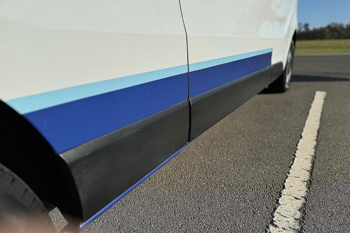2022 Mitsubishi Express GLX+ SN LWB