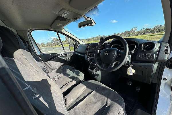 2022 Mitsubishi Express GLX+ SN LWB