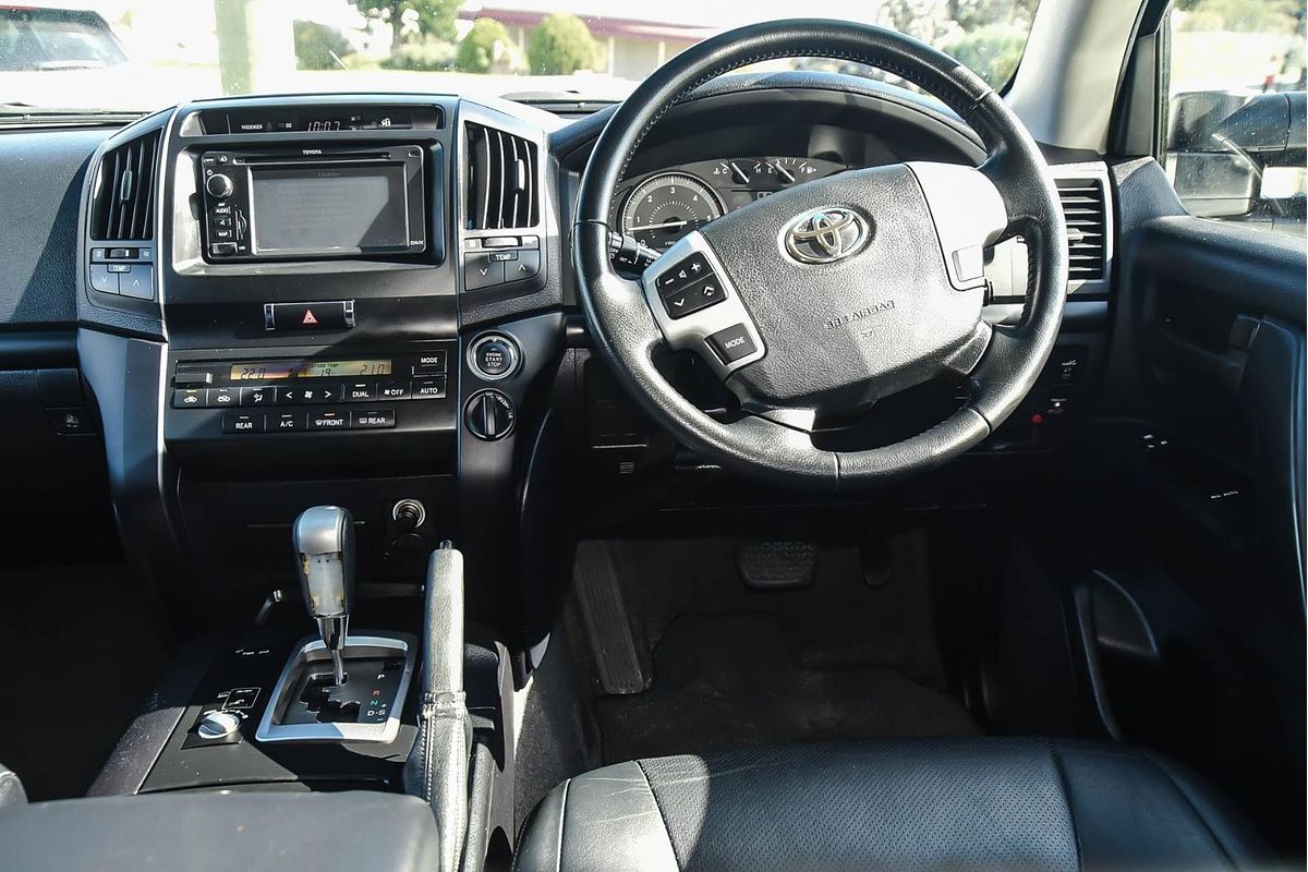 2013 Toyota Landcruiser Altitude VDJ200R