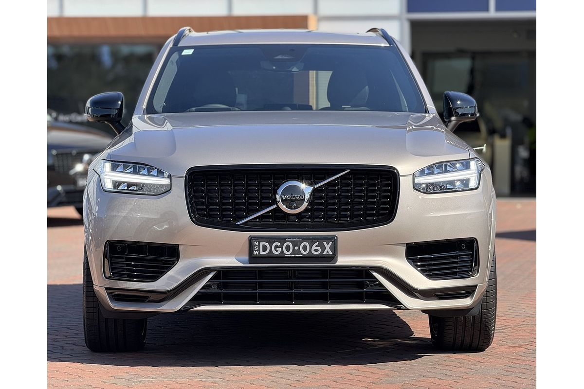 2024 Volvo XC90 Recharge Ultimate T8 Plug-In Hybrid