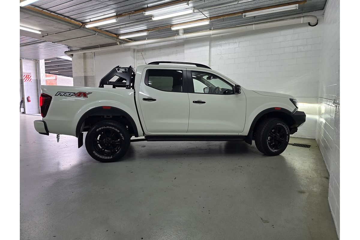 2024 Nissan Navara PRO-4X D23 4X4