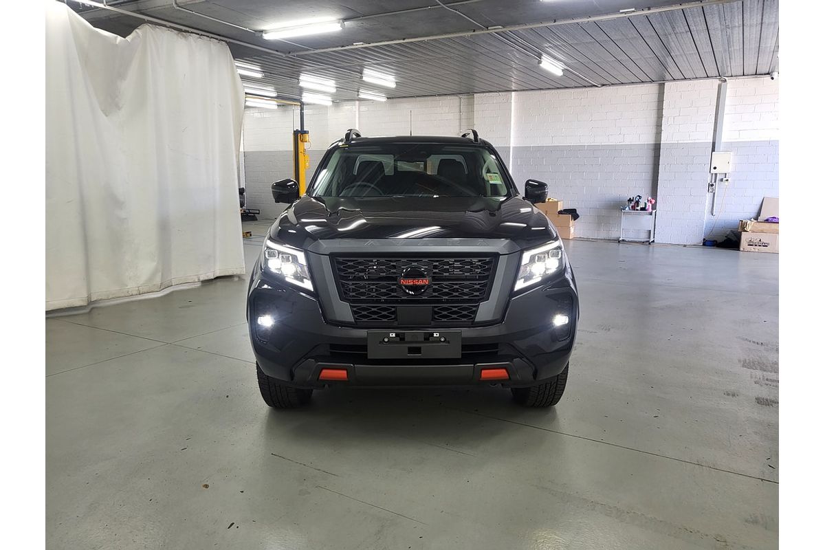 Nissan NAVARA 4X4 2.3 DSL AUTO DC P4X