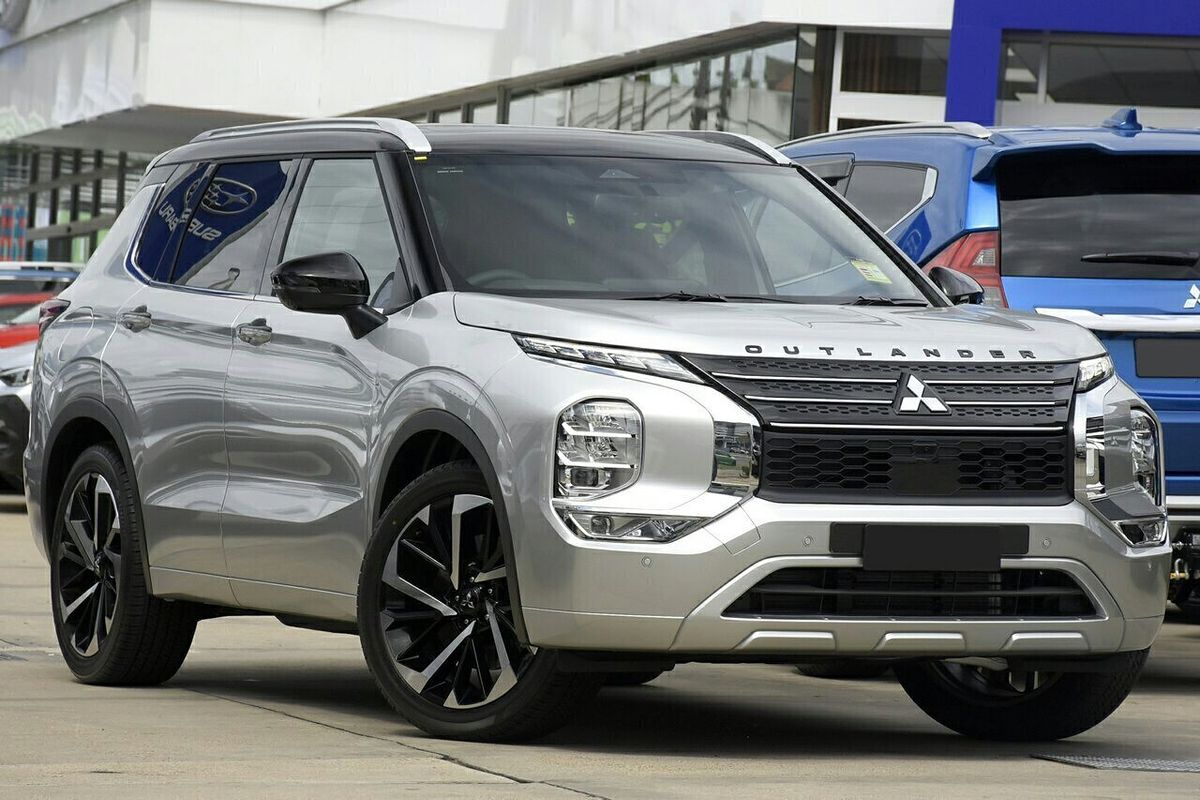 2024 Mitsubishi Outlander Exceed Tourer ZM
