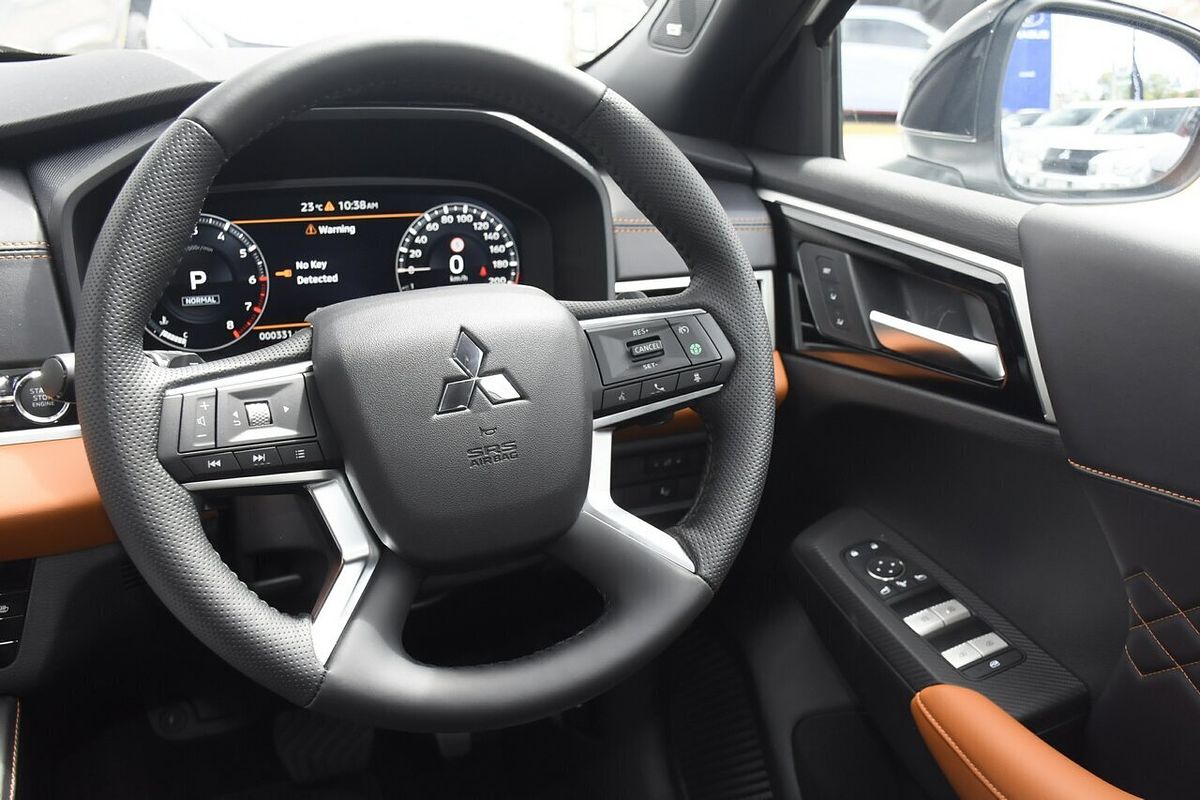 2024 Mitsubishi Outlander Exceed Tourer ZM