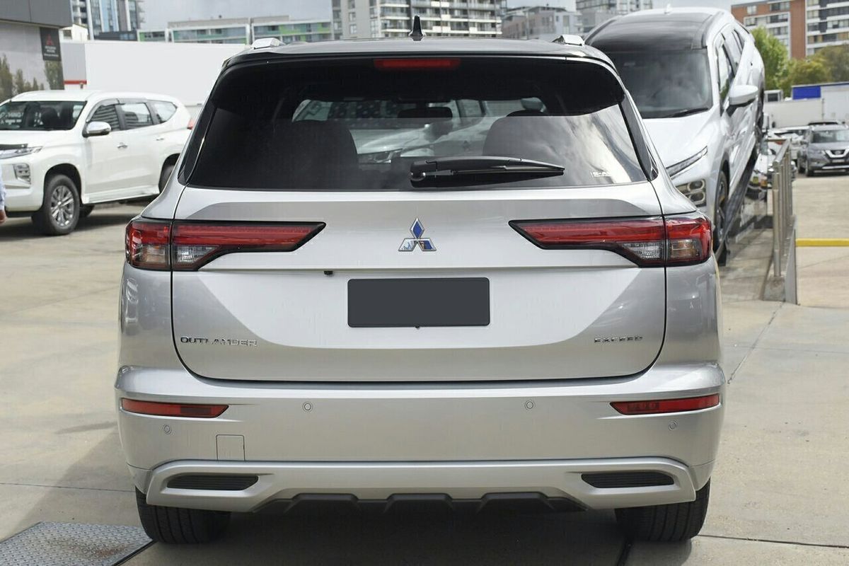 2024 Mitsubishi Outlander Exceed Tourer ZM