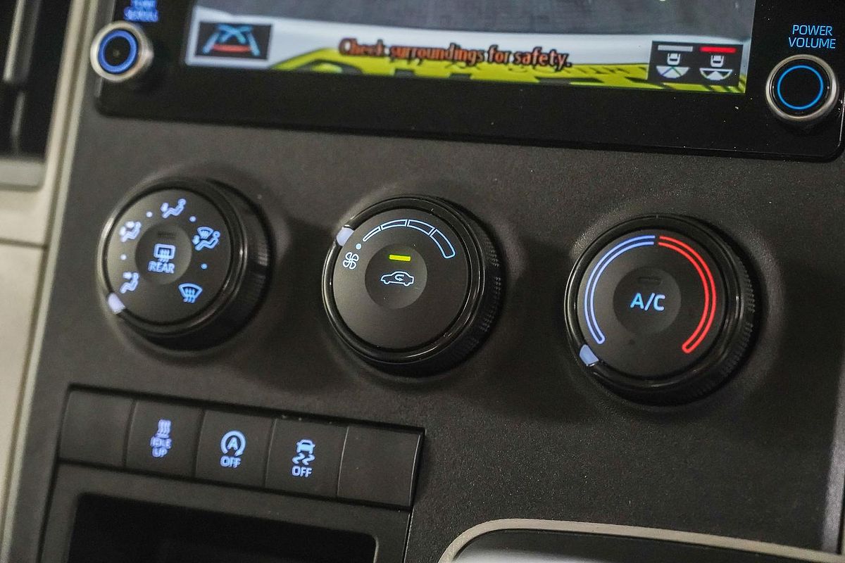 2021 Toyota Hiace GDH300R LWB