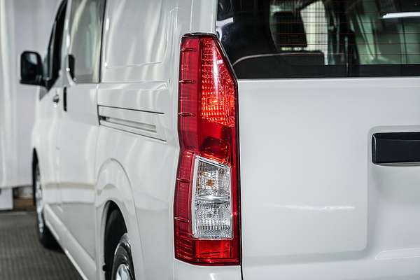 2021 Toyota Hiace GDH300R LWB